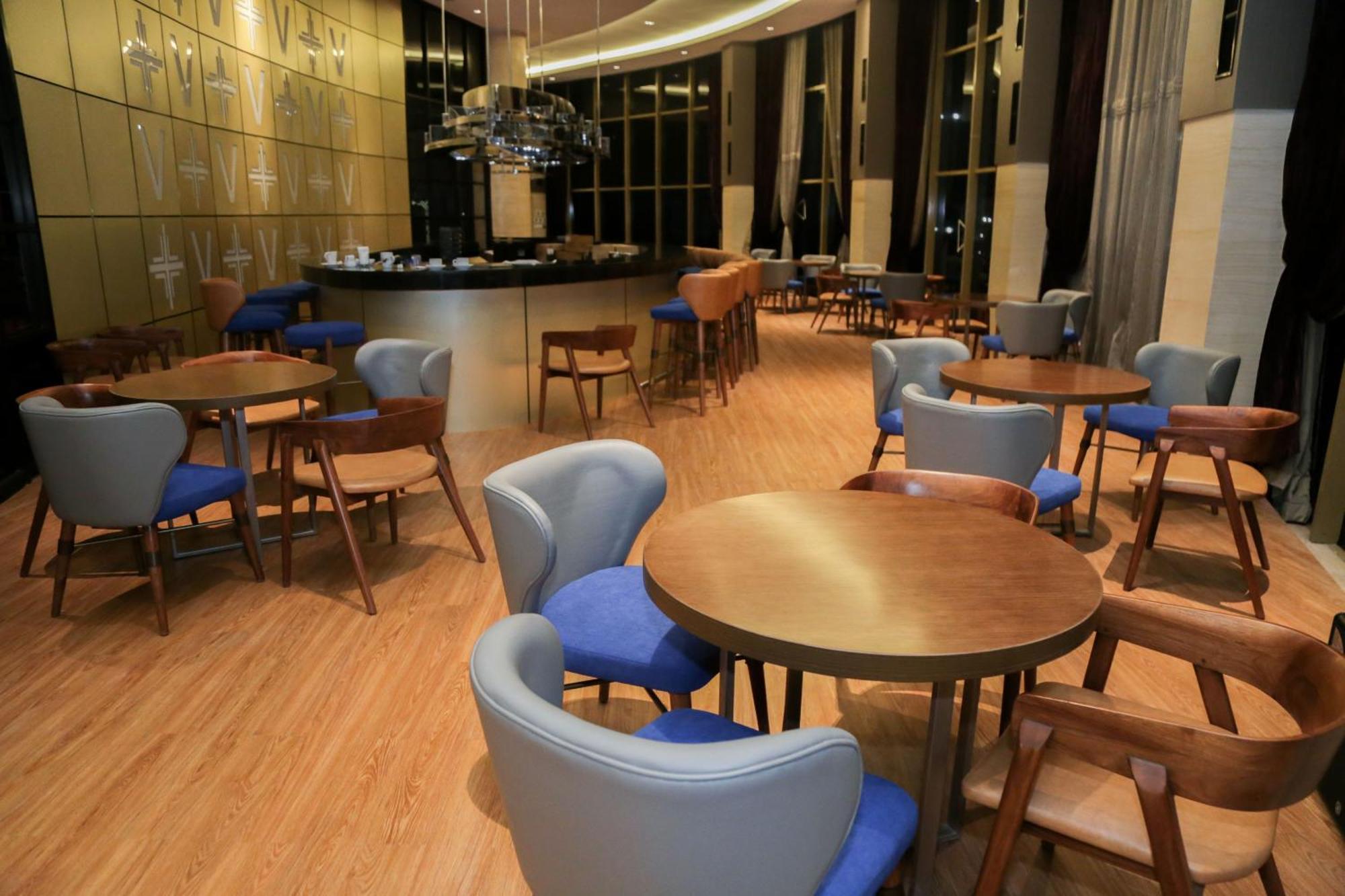 Wyndham Surabaya Ξενοδοχείο Εξωτερικό φωτογραφία